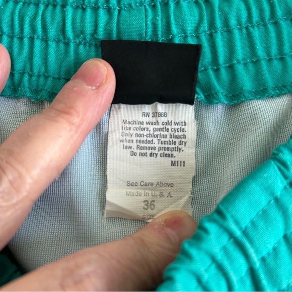 Jantzen Vintage 1980s Men's Swim Suit Trunks - Picture 9 of 13